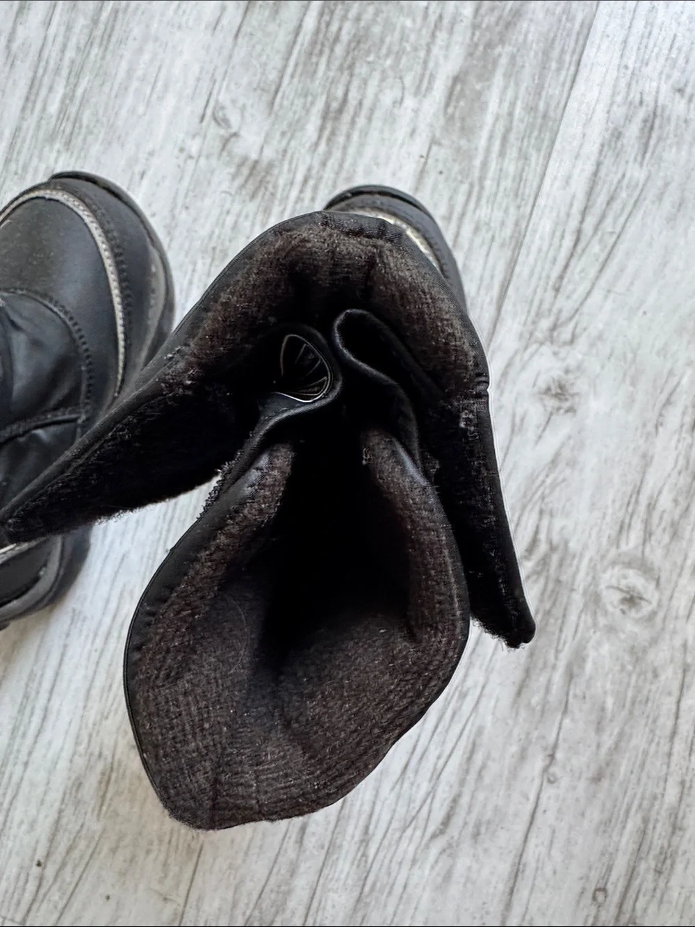 Kids Winter Boots - Black/Gray